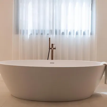 아파트 Exquisite 5 Bdrm Luxury W Gym, Bbq, And Pool *